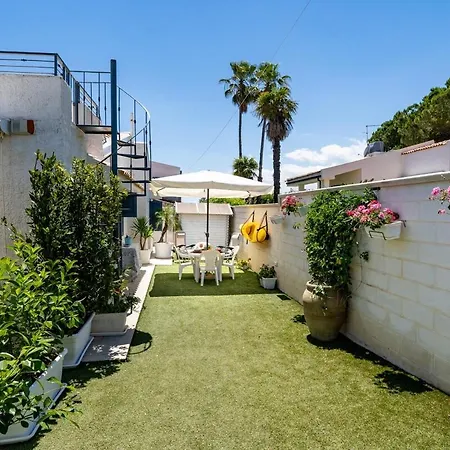 度假居 Fronte Mare Con Giardino Privato 冯塔尼比安奇